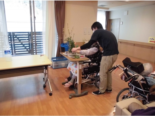 少しお手伝いします