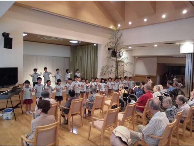 グーチョキパーで何つくろ～♬