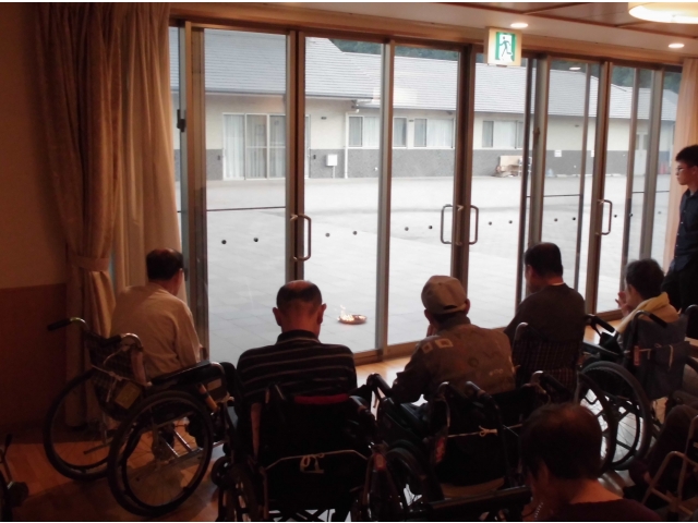 「ただいま」「おかえり」