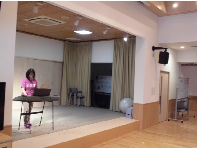 演奏が始まり・・