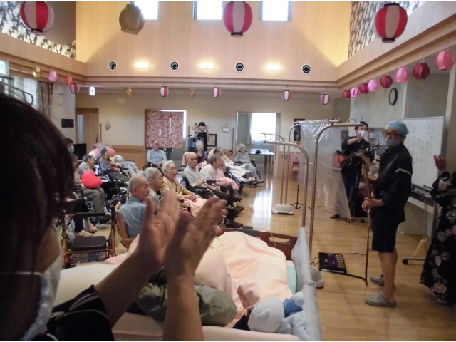 かっこいい~キャーッ