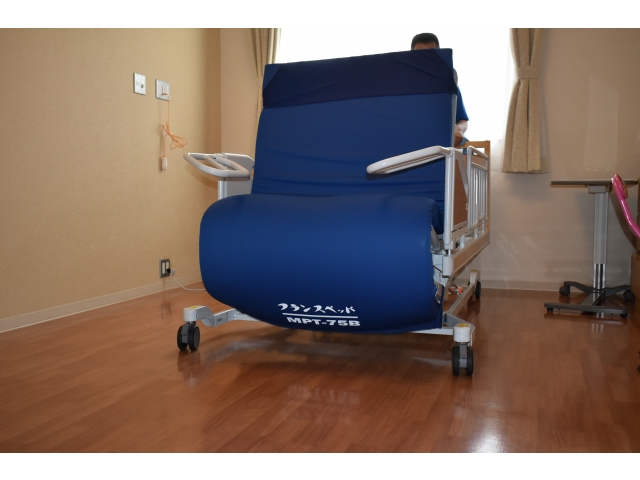 座って過ごしたり