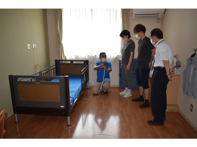 リモコンで操作すると