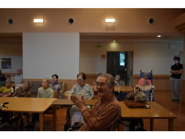 ♪サノヨイヨイ♪