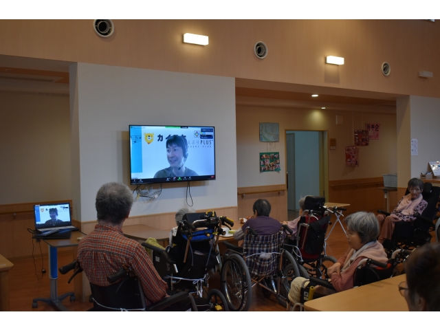 PCとテレビをつないで