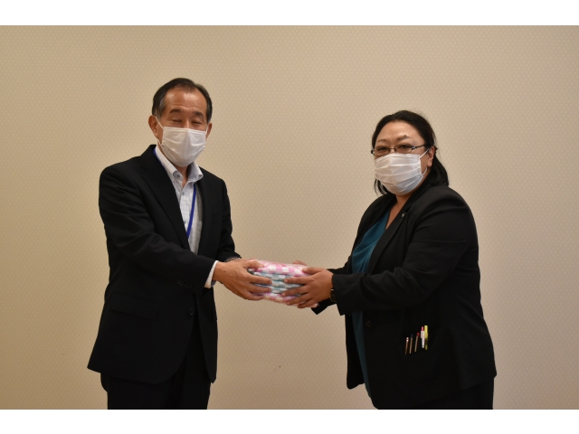 鈴木マネージャーさんから苑長に