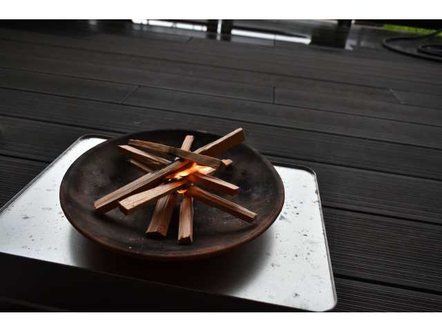 おがらをたいて