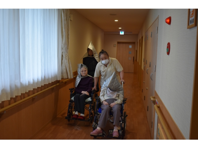 避難してます。