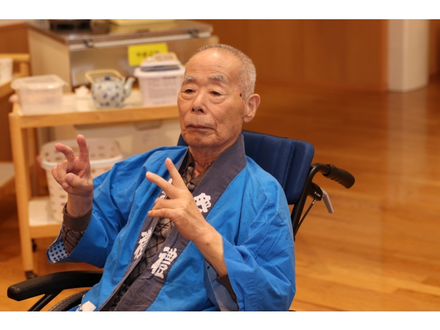 祭りハッピを着てﾋﾟｰｽ (*´∀`*)v ｲｴｰｲ♪