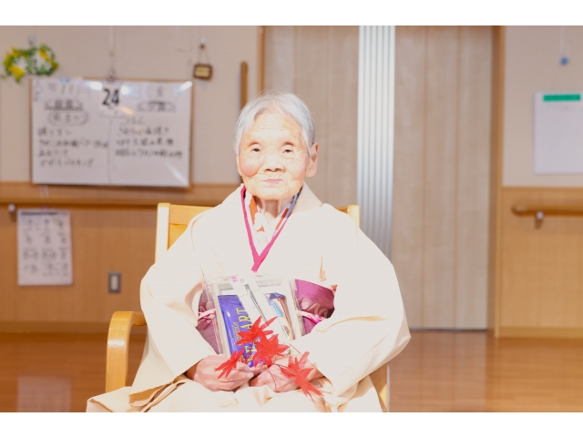 べっぴんさんな姿ですね･.｡*(〃´∀｀)･.｡*ﾎﾟﾜﾜｧﾝ…          