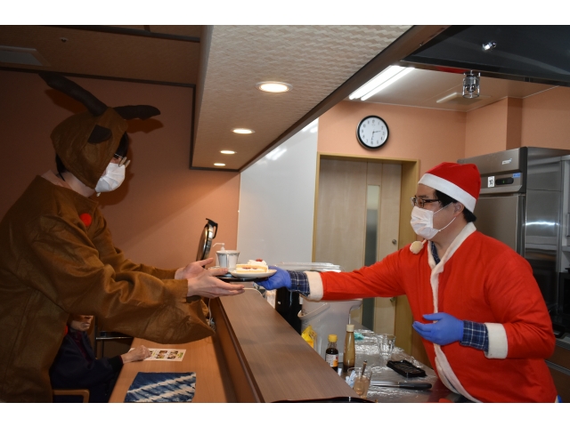 サンタ🎅からトナカイ🦌へプレゼントという名の注文品の受け渡し(＊ˊ艸ˋ)ｲﾋﾋ