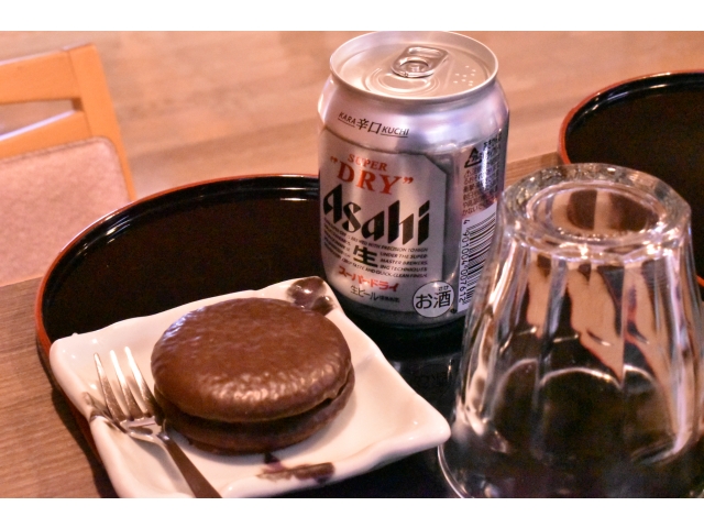 ご注文の「チョコパイ」と「ビール」（^^♪