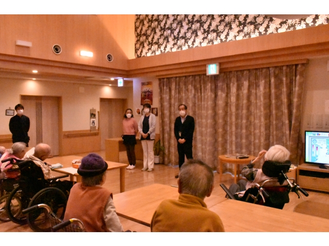 涙を流されている方も見えました(´；ω；`)