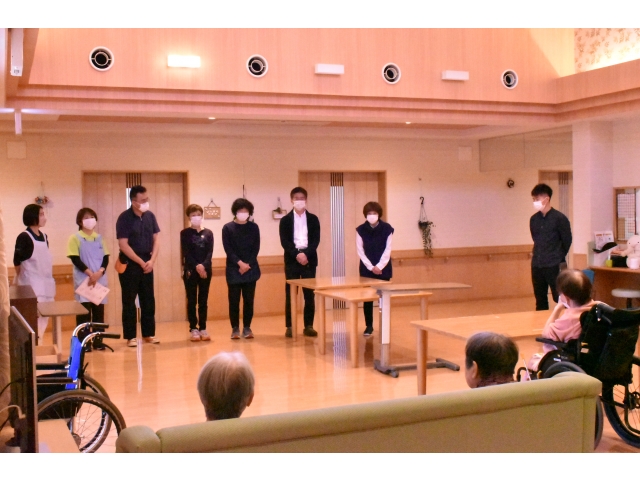 まずはユニットの皆様へご挨拶┏〇ﾍﾟｺﾘ