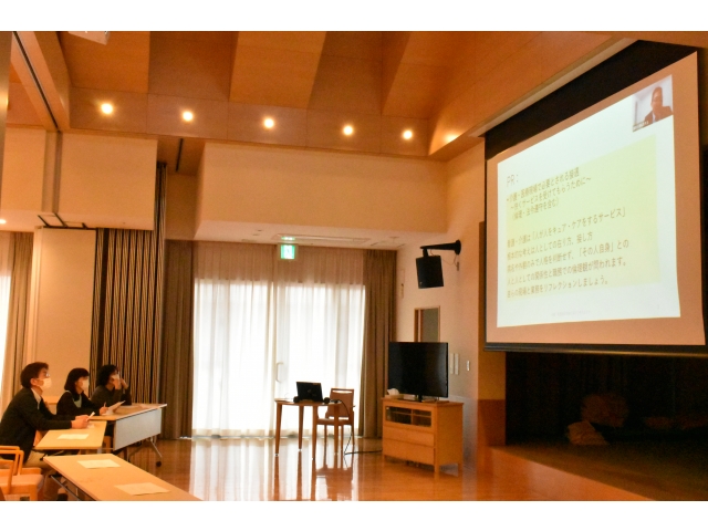 接遇について基本的な説明から始まりました