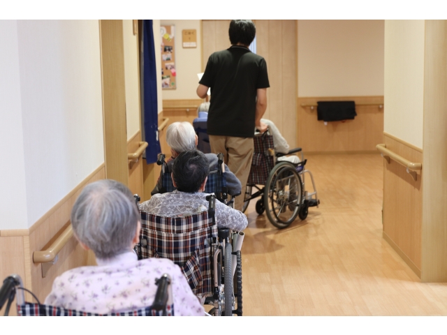 秋祭り会場へ移動順番待ちなう🤩