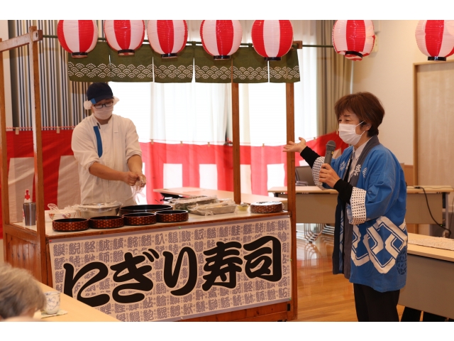 苑長よりゼネラルフード店長さんの紹介😄