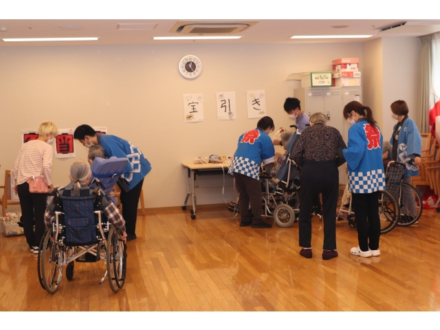 腹ごなしも済んだし屋台へGO🎶