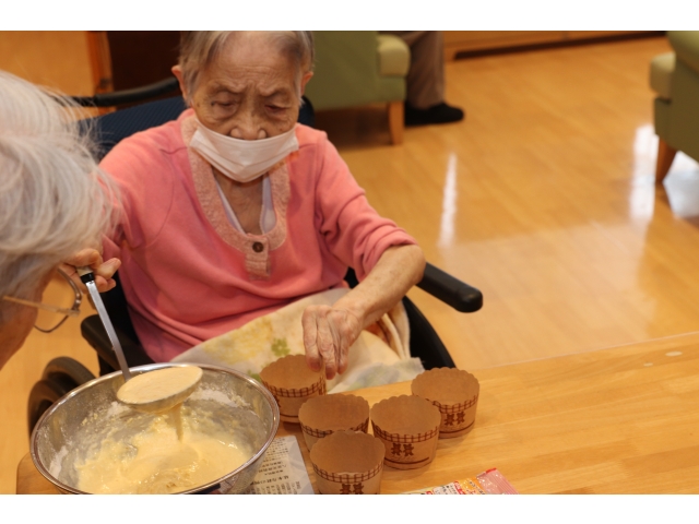 カップに移します😉