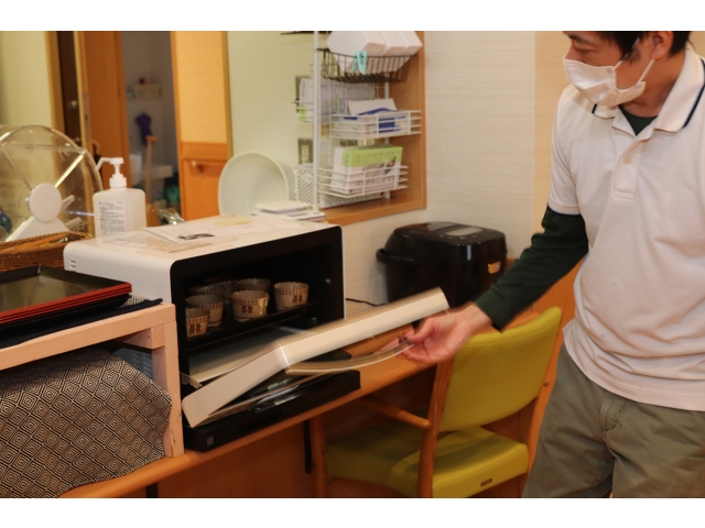 鉄板に並べてオーブンへ🔥