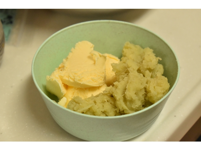 こちらはペーストした焼き芋にアイスクリームを添えて🥰