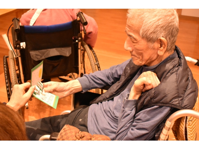 こちらの方は真剣な眼差しで見つめていました👀