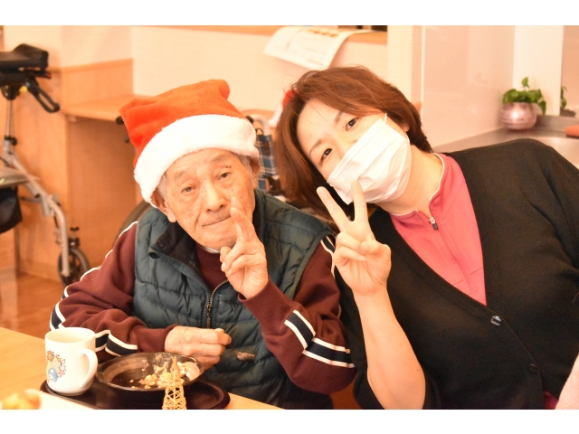 サンタの帽子をかぶってぴ～す✌