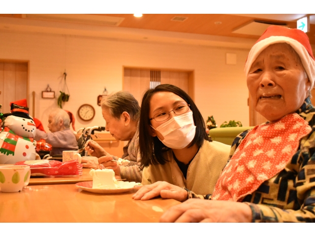 ケーキ美味しい❓🍰