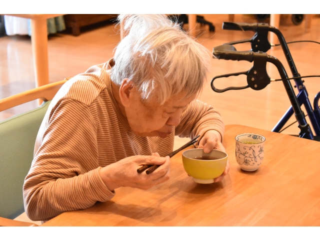 夢中で食べてます🥰