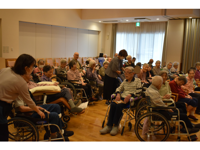 開演が待ち遠しい