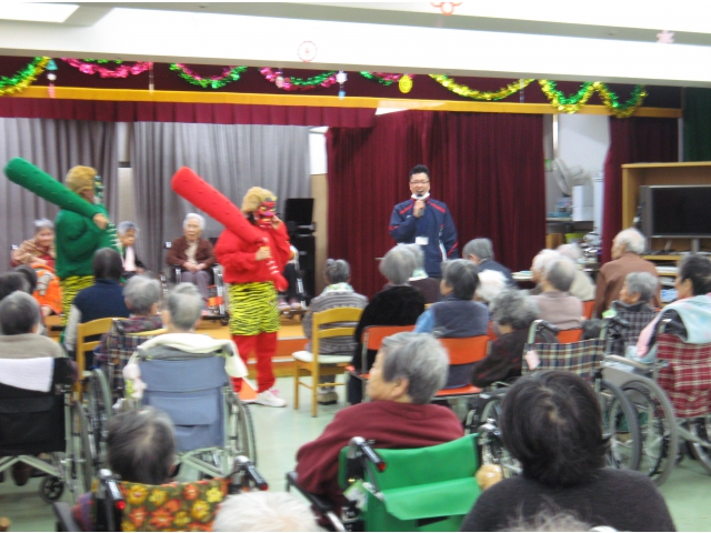 最後に鬼が皆さんにあいさつ。