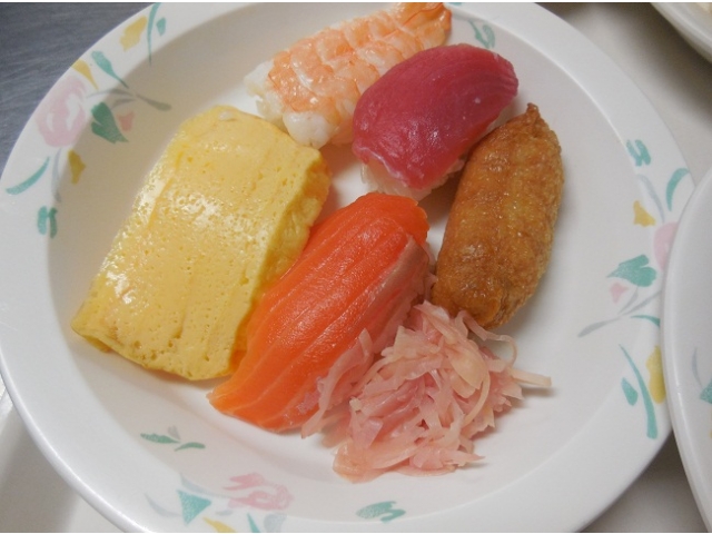 大きなお寿司は新鮮で絶品でした！