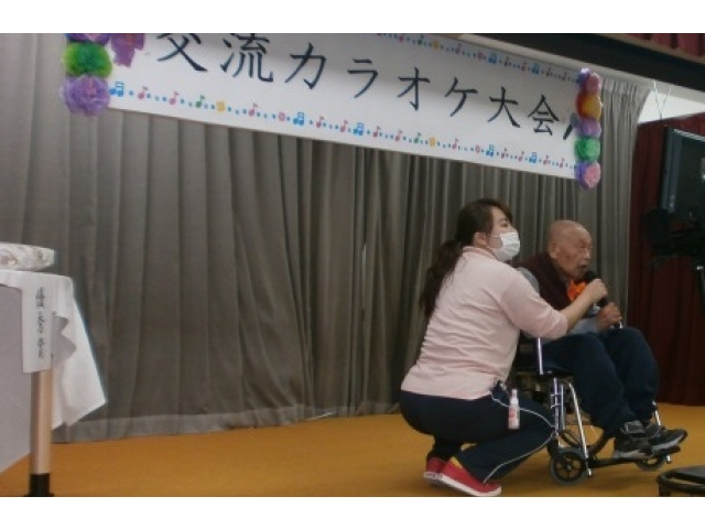 熱唱中（佐屋苑）