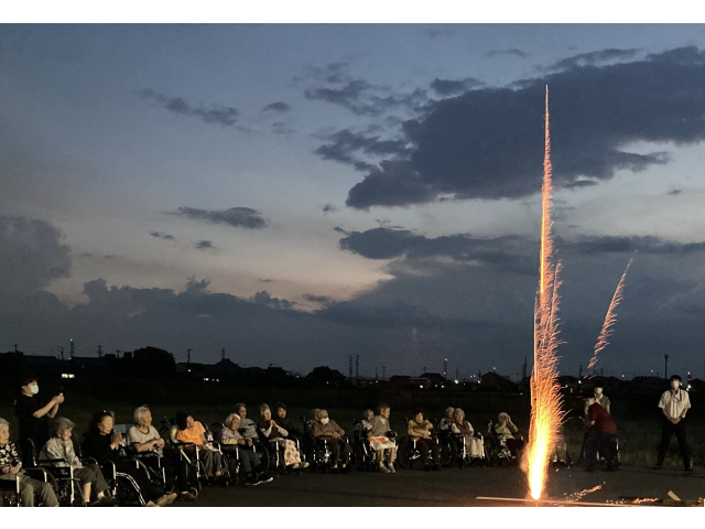花火大会始まり始まり～