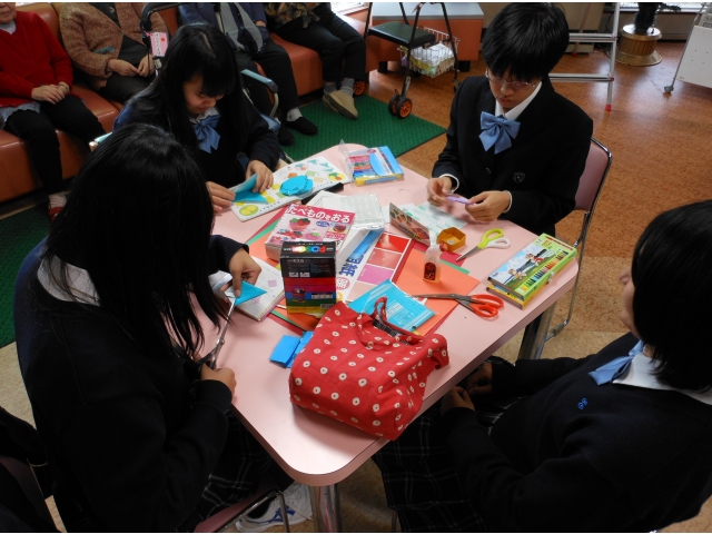 手作りの飾り付けです