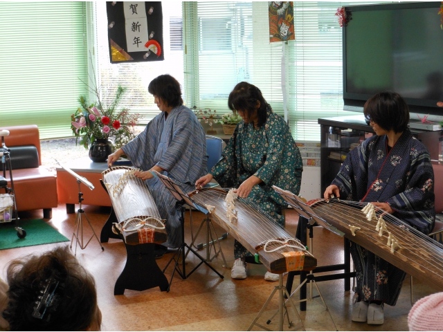 瀬戸苑が誇るかしまし娘？