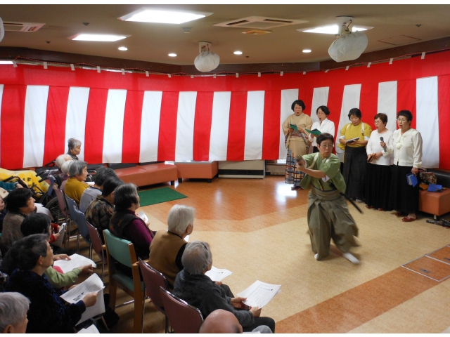 迫力の剣さばきです