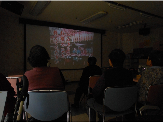 懐かしい映像が流れます