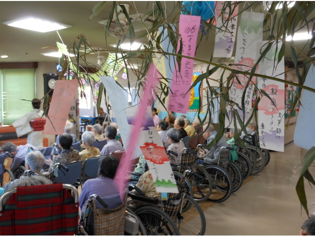 賑やかな七夕会となりました