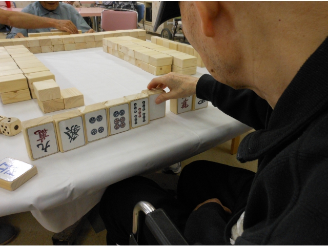 う～ん、どれを切るか