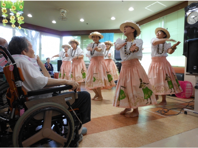 いろいろな種類のフラダンス