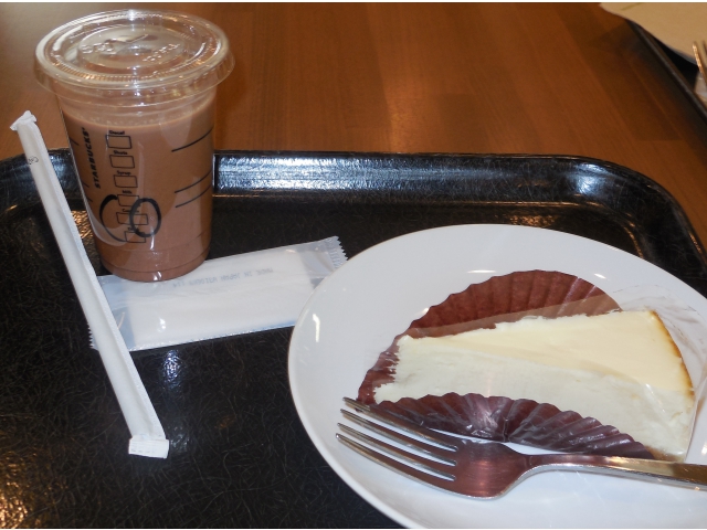 あ、レアチーズケーキもいいですね