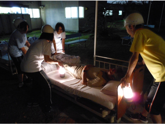 ベッドごと避難