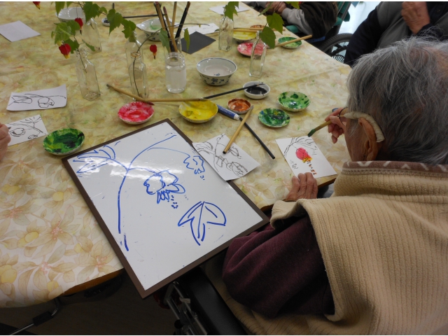 先生のお手本も参考にしながら