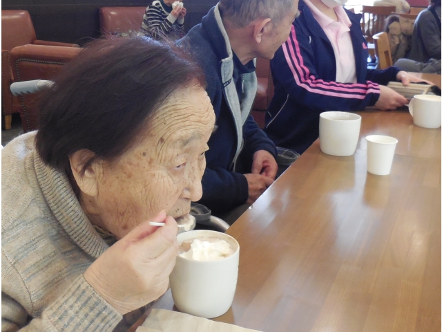 春のスペシャルブレンドの味はいかがですか？