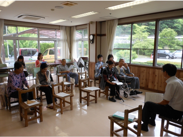 みなさん熱心に聞いています！