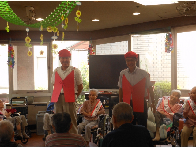 苑長、次長の還暦をお祝いしました！