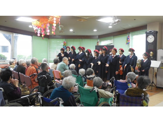 演奏がとても初々しいです