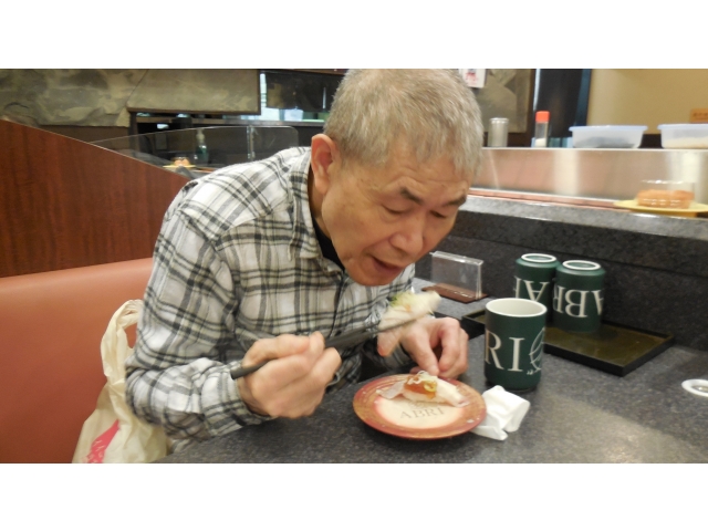 おすしはおいしいです！