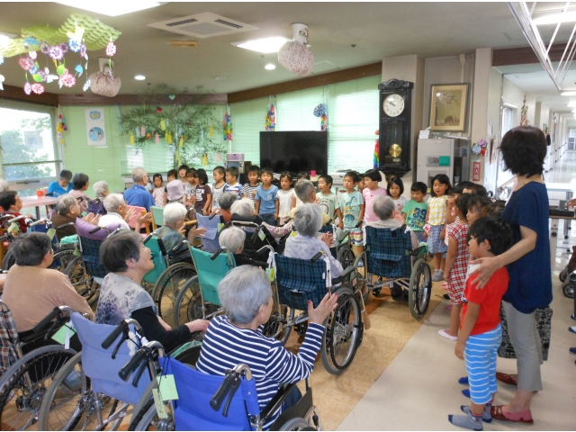 こんにちは！みんな元気一杯です！